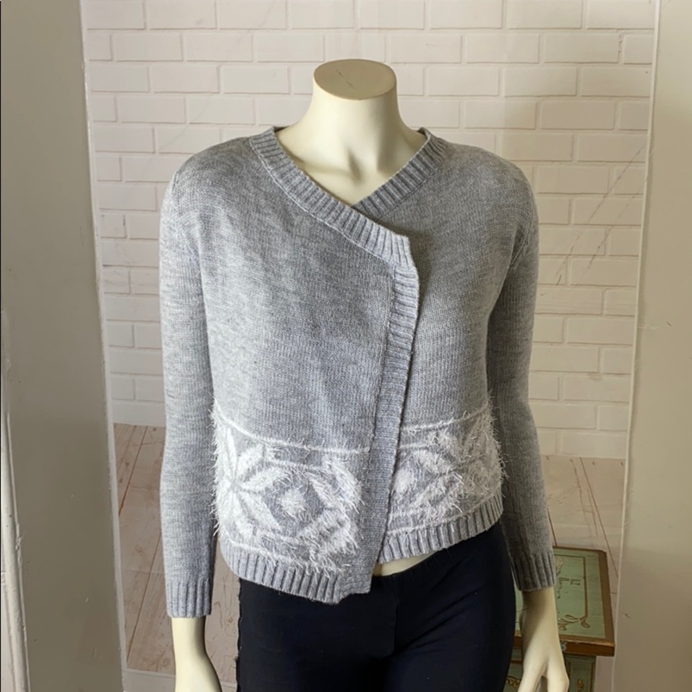 Blush & Bloom Gray Cardigan Sweater Size Medium